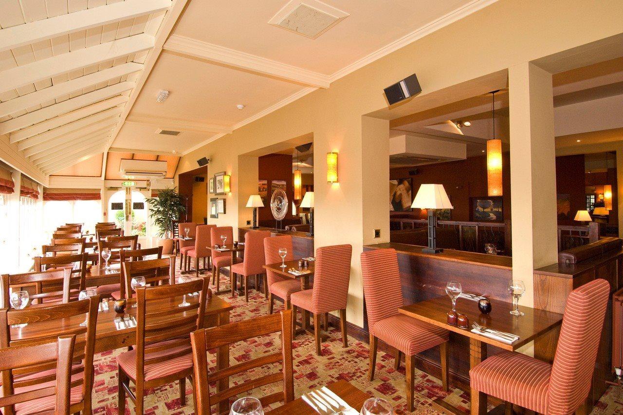 Premier Inn ทริง ภายนอก รูปภาพ