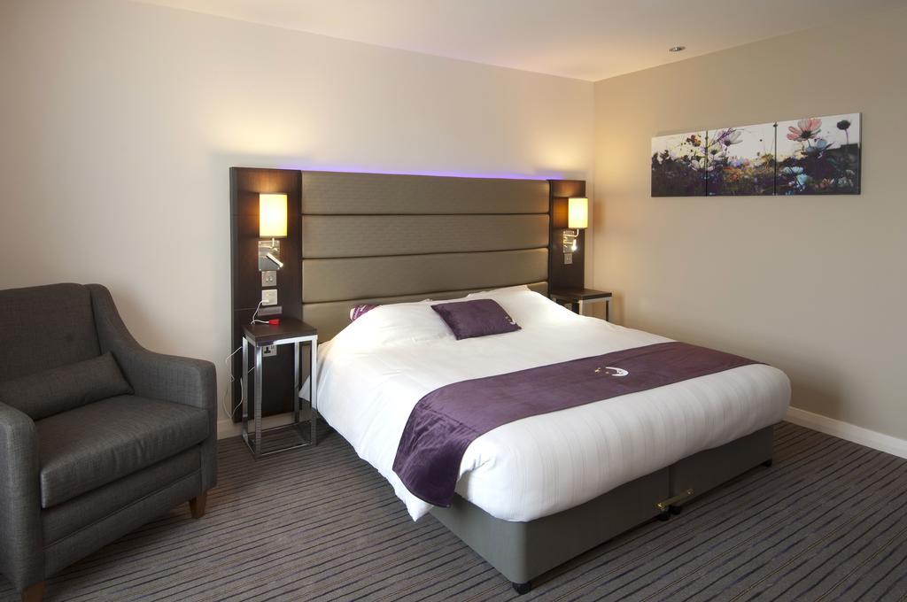 Premier Inn ทริง ห้อง รูปภาพ