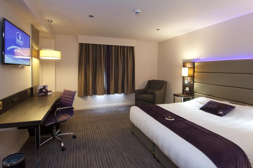Premier Inn ทริง ห้อง รูปภาพ