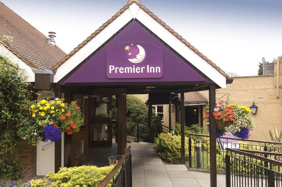 Premier Inn ทริง ภายนอก รูปภาพ
